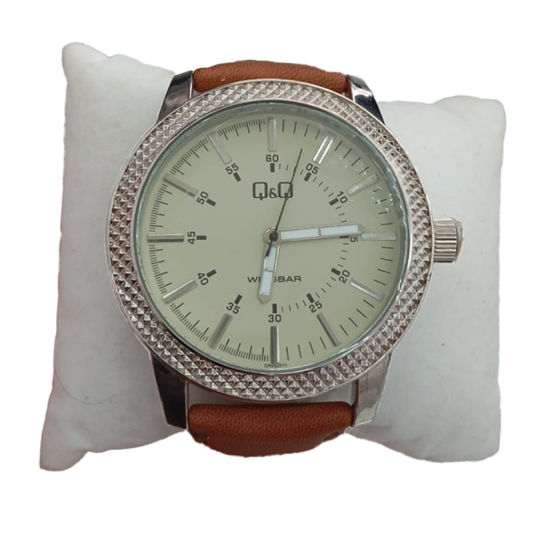 RELOJ Q Y Q CUERO ESPECIAL DEPORTIVO